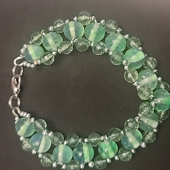 ✨ Handmade Green Bead Bracelet - 7 1/2 Inches ✨ - Picture 2 of 9